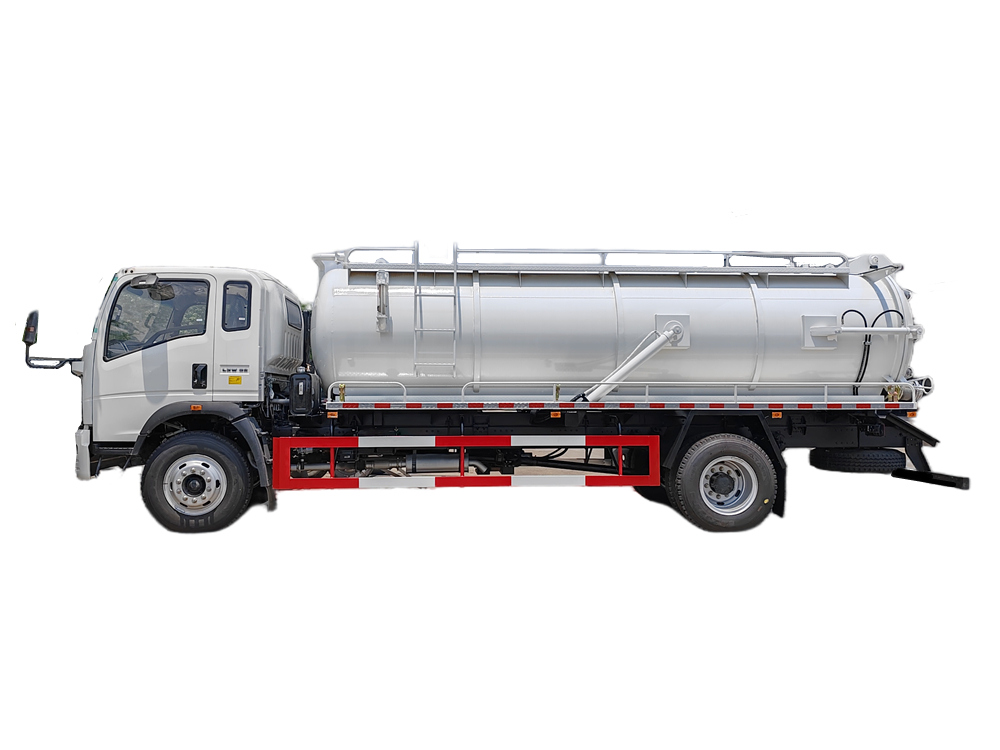 HOWO RHD 5CBM vacuum suction truck