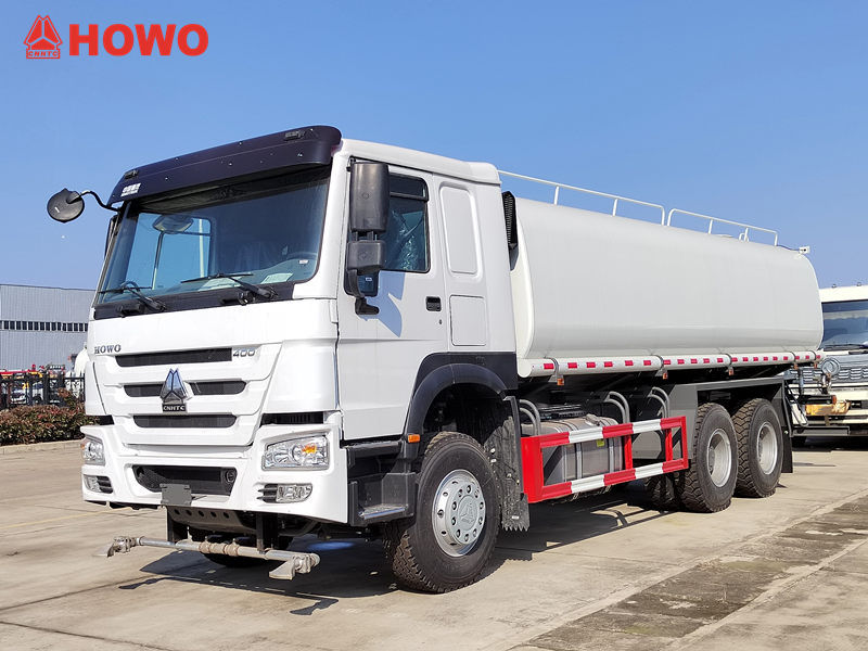 HOWO 6x4 15cbm လမ်းပေါ်ရေဖြန်းထရပ်ကား