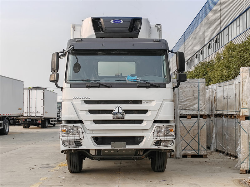  Howo 6x4 Refrigerator Van Truck