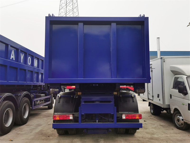 Hook loader truck with hydraulic lock device