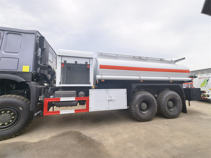 Howo fuel tank truck