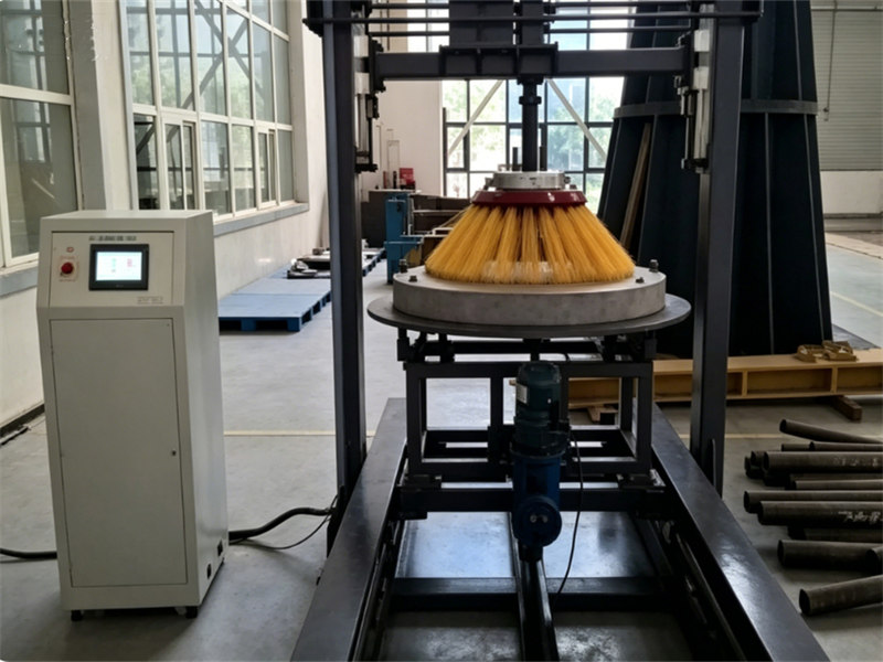 HOWO cleaning sweeper truck