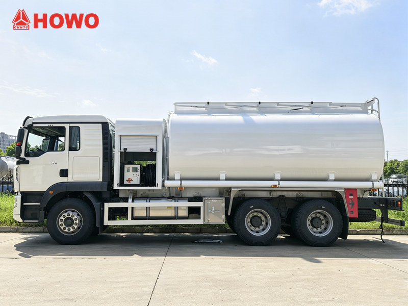 HOWO TX 6x4 refueling bowser