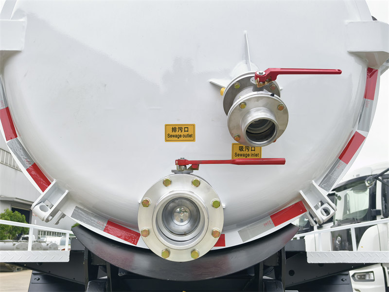 HOWO sewage suction truck for sale