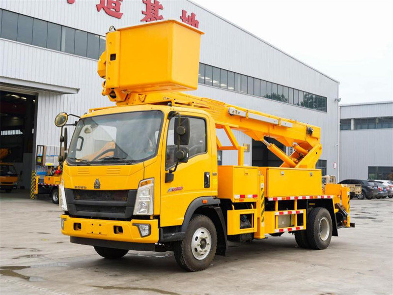 Sinotruk insulated boom aerial work platforms truck Sinotruk insulated boom aerial work platforms truck