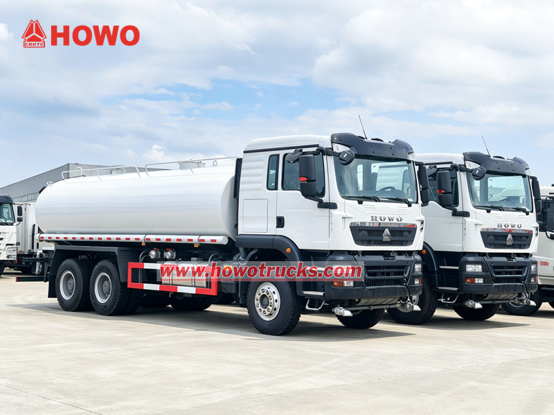 HOWO TX အကြီးစား 20000L ရေဖြန်းထရပ်ကားကို ဂျီဘူတီသို့ တင်ပို့သည်